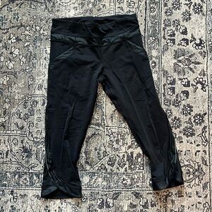 Lululemon Cropped Leggings